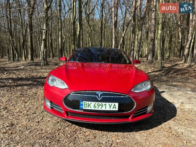 Tesla Model s, 2014г. 85.0л. Електро Рівне в кредит
