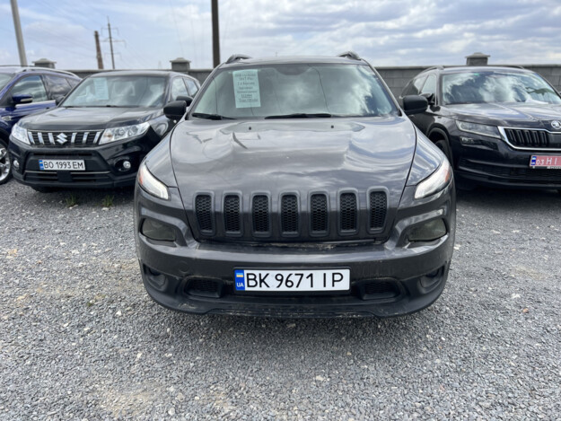 Jeep Cherokee, 2016г. 2.4л. бензин Рівне в кредит