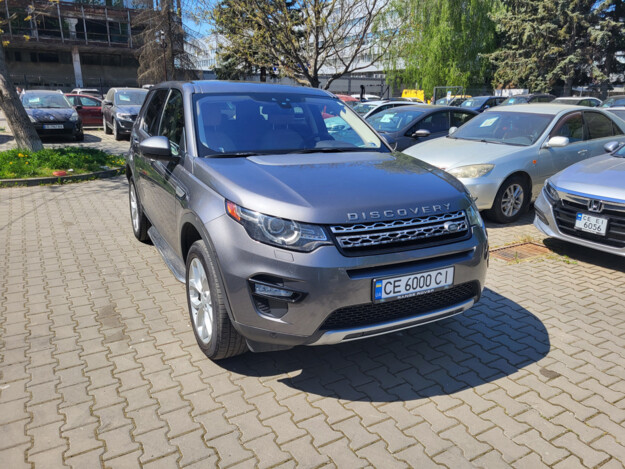 Land rover Discovery, 2017г. 2.0л. бензин Чернівці в кредит