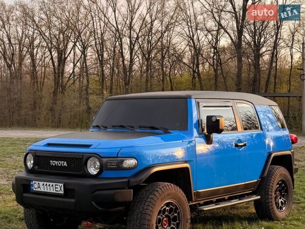 Toyota Fj cruiser, 2006г. 4.0л. бензин Черкаси в кредит