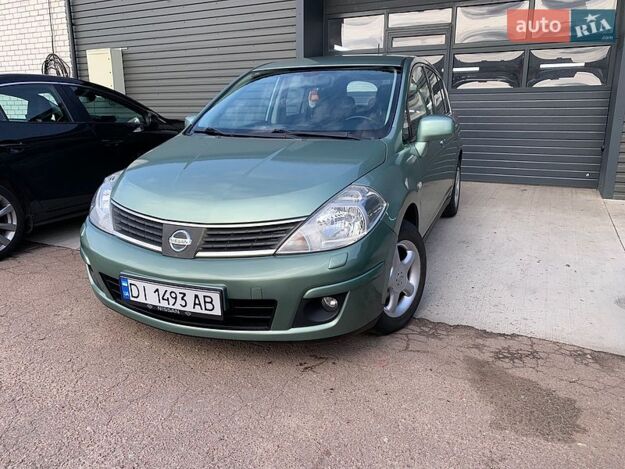 Nissan Tiida, 2008г. 1.6л. бензин Чернігів в кредит