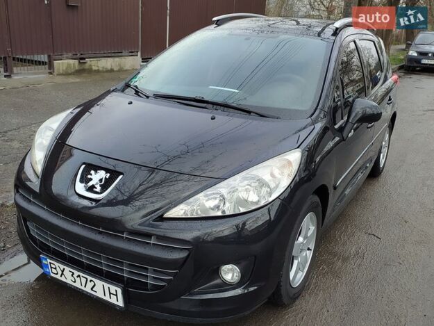 Peugeot 207, 2011г. 1.4л. бензин Хмельницький в кредит