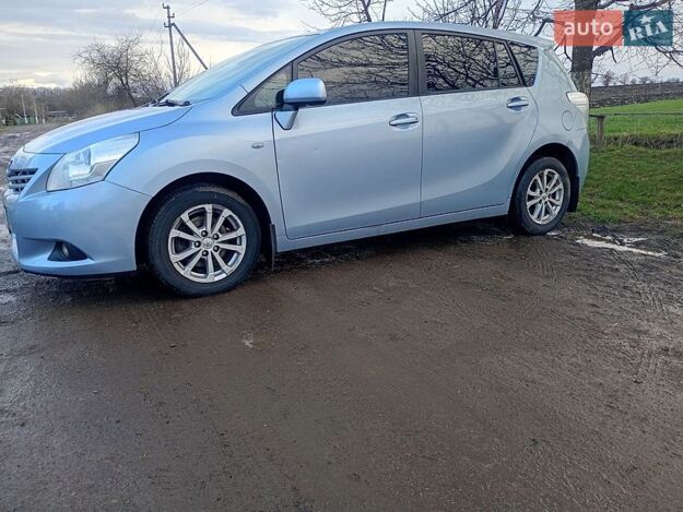 Toyota Verso, 2010г. 2.0л. дизель Черкаси в кредит