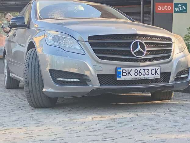 Mercedes-benz R-class, 2010г. 3.0л. дизель Рівне в кредит