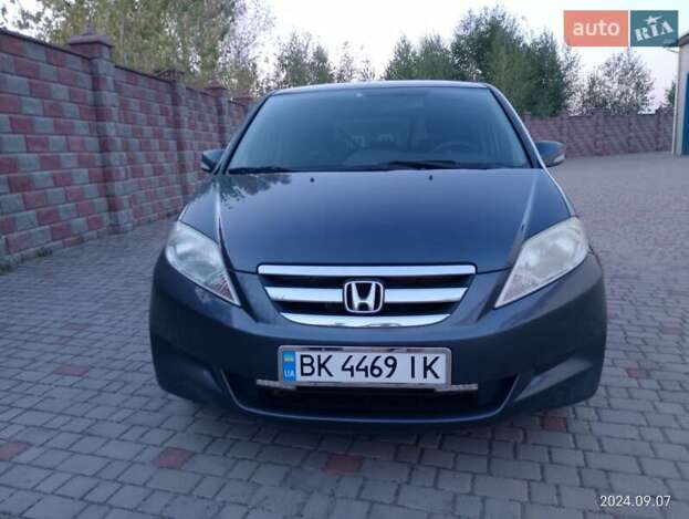 Honda Fr-v, 2005г. 1.7л. бензин Рівне в кредит