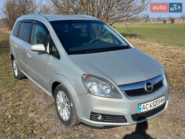 Opel Zafira, 2007г. 1.6л. бензин Луцьк в кредит