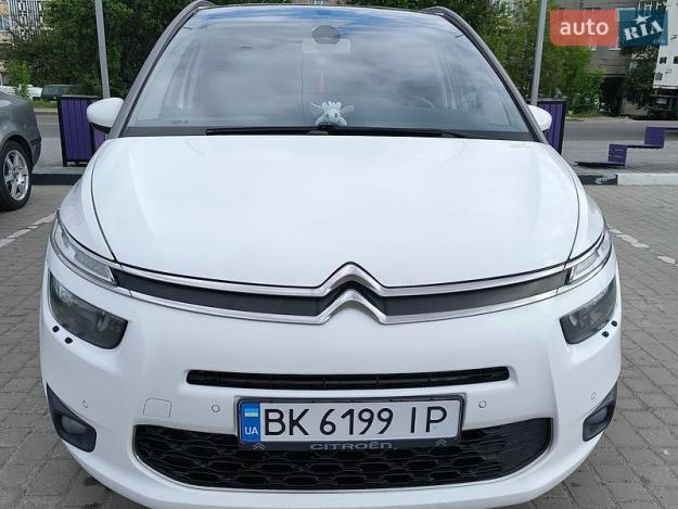 Citroen Grand c4 picasso, 2014г. 1.6л. дизель Рівне в кредит