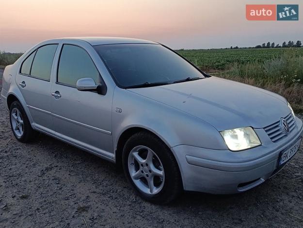 Volkswagen Bora, 2002г. 1.6л. бензин Рівне в кредит