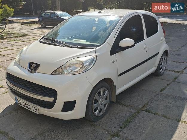 Peugeot 107, 2011г. 1.0л. бензин Хмельницький в кредит
