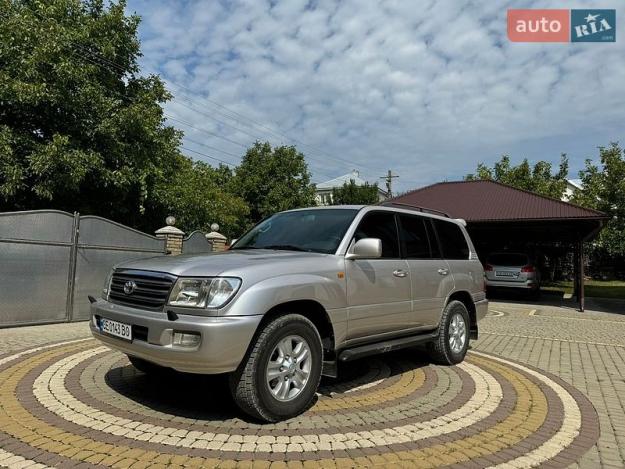 Toyota Land cruiser, 2004г. 4.7л. бензин Чернівці в кредит