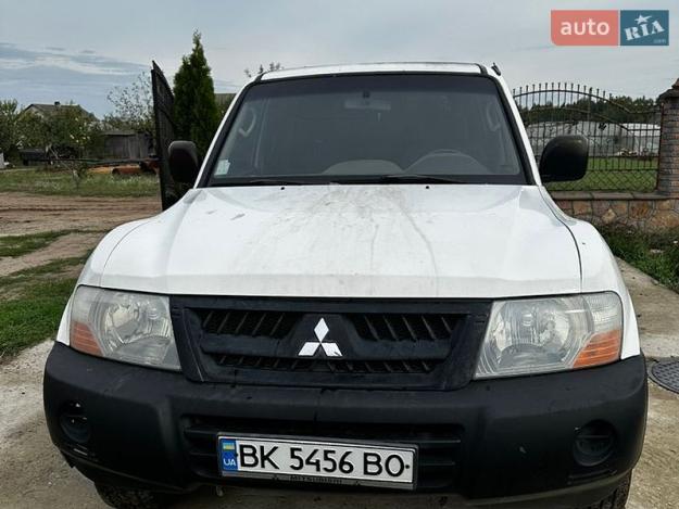 Mitsubishi Pajero, 2002г. 2.8л. дизель Рівне в кредит