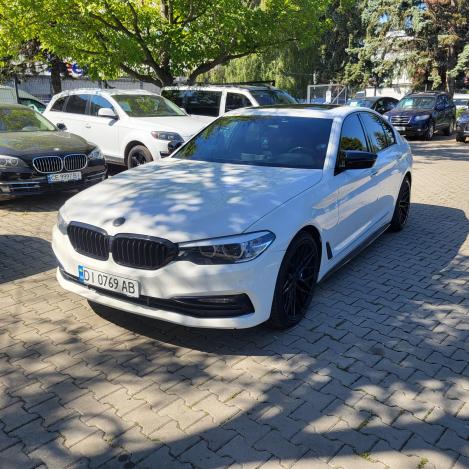 Bmw 530i, 2017г. 2.0л. бензин Чернівці в кредит