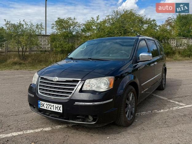 Chrysler Gr.voyager, 2008г. 2.8л. дизель Рівне в кредит