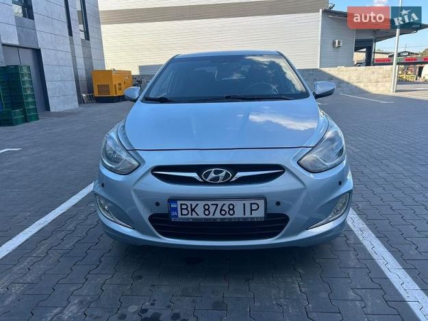 Hyundai Accent, 2012г. 1.6л. бензин Рівне в кредит