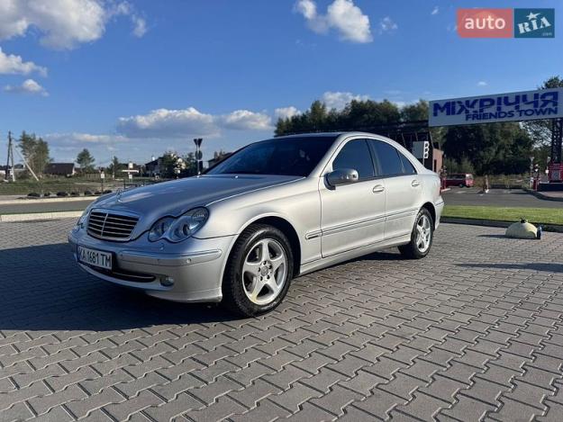Mercedes-benz C-class, 2003г. 2.0л. бензин Київ в кредит