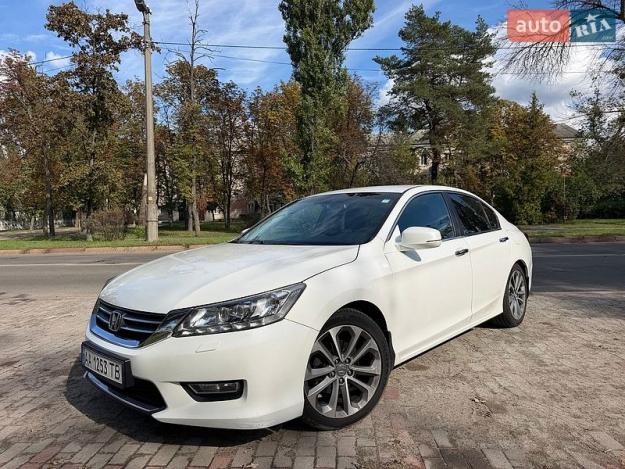 Honda Accord, 2013г. 2.4л. бензин Київ в кредит