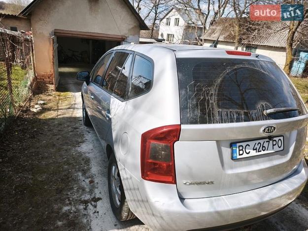 Kia Carens, 2007г. 2.0л. бензин Львів в кредит