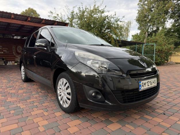 Renault Scenic iii, 2010г. 1.9л. дизель Житомир в кредит