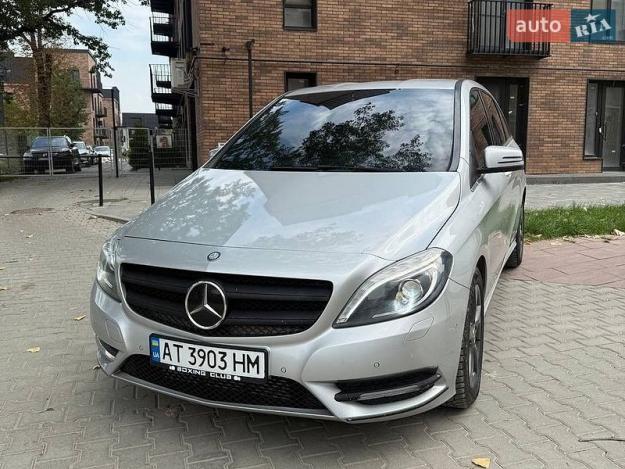 Mercedes-benz B-class, 2014г. 1.5л. дизель Івано-Франківськ в кредит