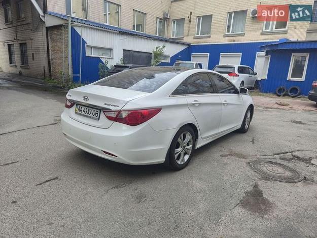 Hyundai Sonata, 2011г. 2.0л. бензин Київ в кредит
