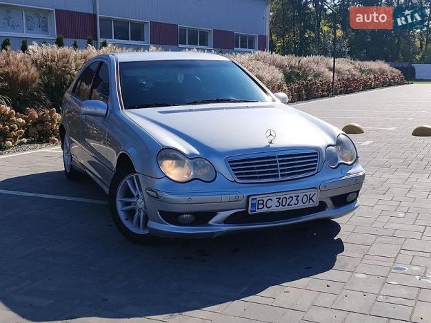 Mercedes-benz C-class, 2002г. 2.1л. дизель Луцьк в кредит