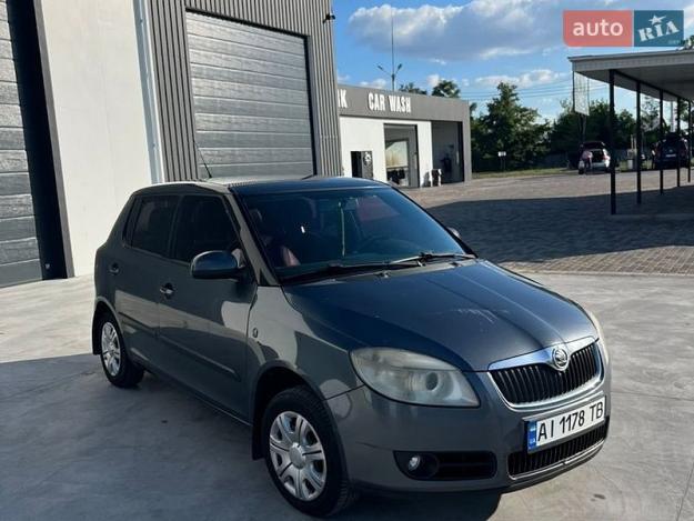 Skoda Fabia, 2008г. 1.4л. бензин Київ в кредит