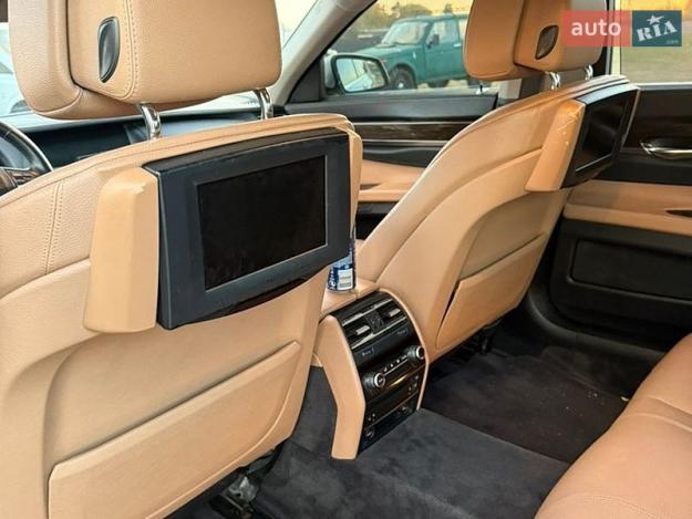 Bmw 7 series, 2010г. 3.0л. бензин Рівне в кредит