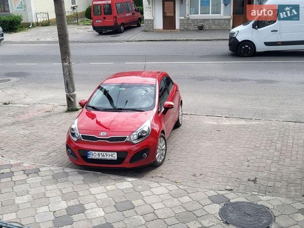 Kia Rio, 2012г. 1.4л. бензин Рівне в кредит