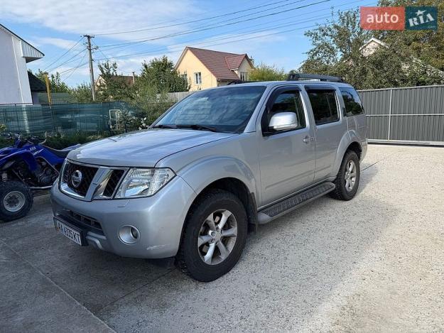 Nissan Pathfinder, 2011г. 2.5л. дизель Київ в кредит