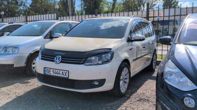 Volkswagen Touran, 2015г. 2.0л. дизель Миколаїв в кредит