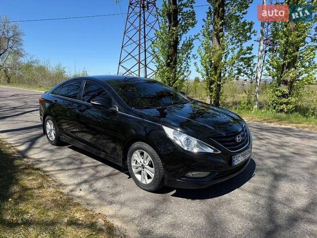 Hyundai Sonata, 2012г. 2.0л. бензин Львів в кредит