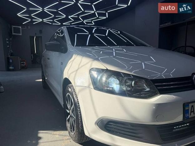 Volkswagen Polo, 2013г. 1.6л. гібрид Київ в кредит