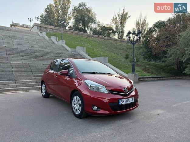 Toyota Yaris 2012