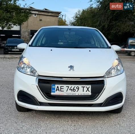 Peugeot 208, 2016г. 1.2л. бензин Дніпро в кредит