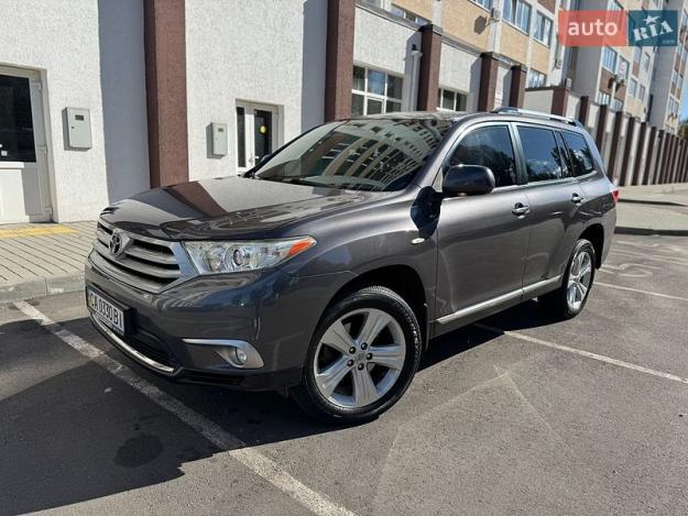 Toyota Highlander, 2012г. 3.5л. бензин Київ в кредит