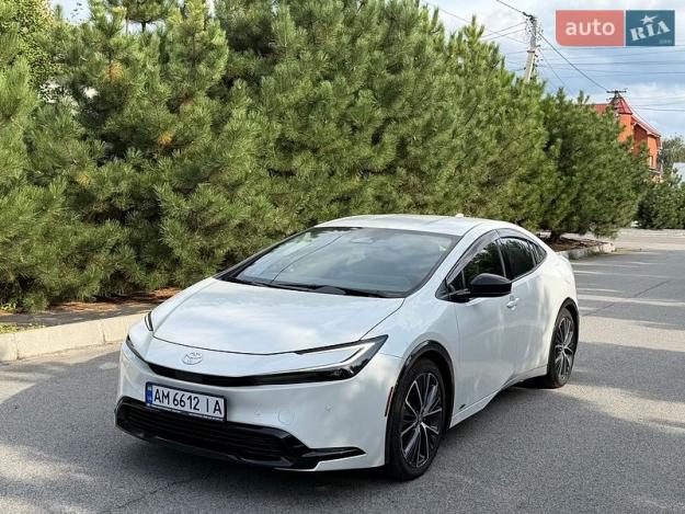 Toyota Prius, 2024г. 2.0л. гібрид Дніпро в кредит