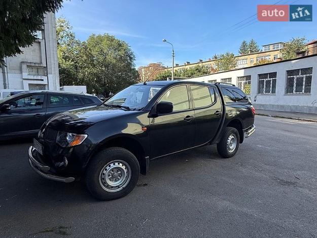 Mitsubishi L 200, 2008г. 2.5л. дизель Київ в кредит