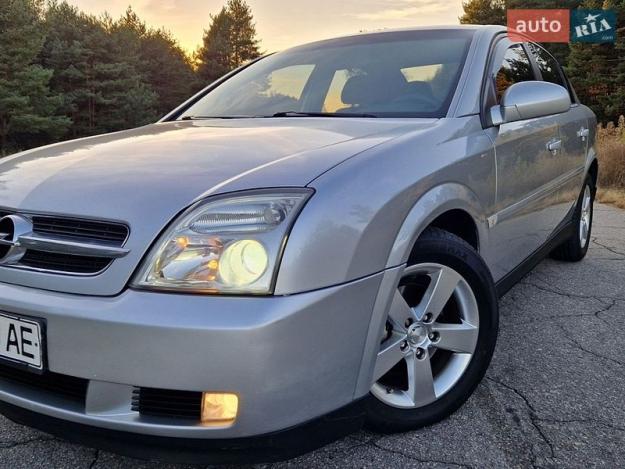 Opel Vectra, 2004г. 2.2л. бензин Кременчук в кредит