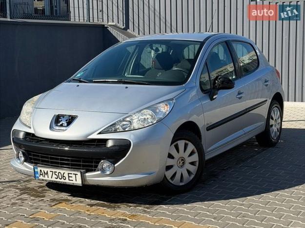 Peugeot 207, 2009г. 1.4л. бензин Житомир в кредит