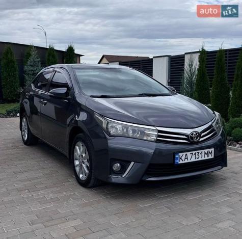 Toyota Corolla, 2014г. 1.3л. бензин Київ в кредит