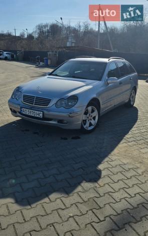 Mercedes-benz C-class, 2002г. 2.1л. дизель Ужгород в кредит