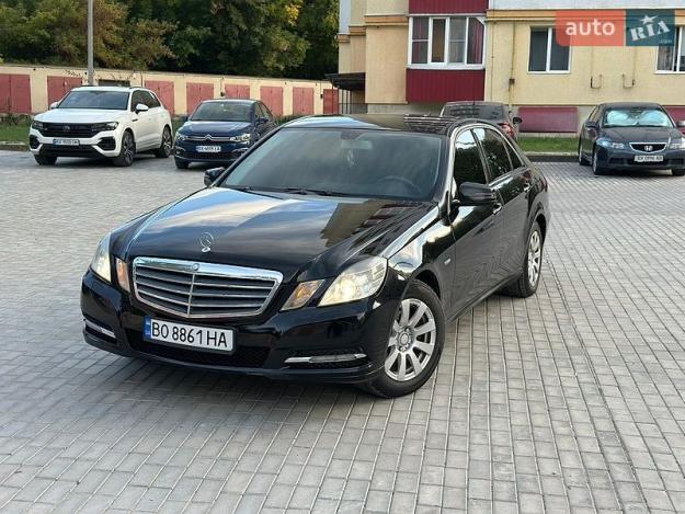 Mercedes-benz E-class, 2012г. 0.0л. бензин Хмельницький в кредит