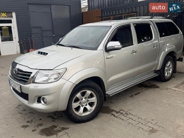 Toyota Hilux, 2013г. 3.0л. дизель Одеса в кредит