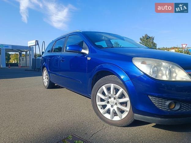 Opel Zafira, 2007г. 1.6л. бензин Львів в кредит