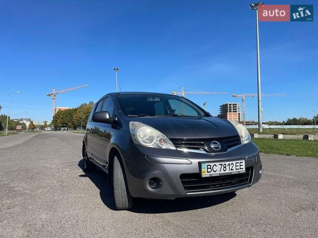 Nissan Note, 2013г. 1.4л. бензин Львів в кредит