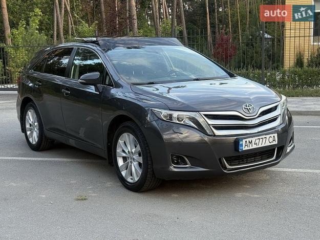 Toyota Venza, 2014г. 2.7л. гібрид Житомир в кредит