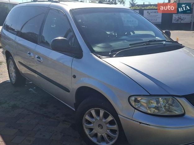 Chrysler Grand voyager, 2003г. 2.5л. дизель Ужгород в кредит