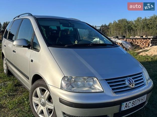 Volkswagen Sharan, 2009г. 2.0л. дизель Луцьк в кредит