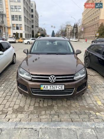 Volkswagen Touareg, 2013г. 2.5л. дизель Харків в кредит
