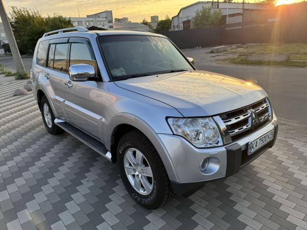 Mitsubishi Pajero, 2007г. 3.0л. бензин Київ в кредит